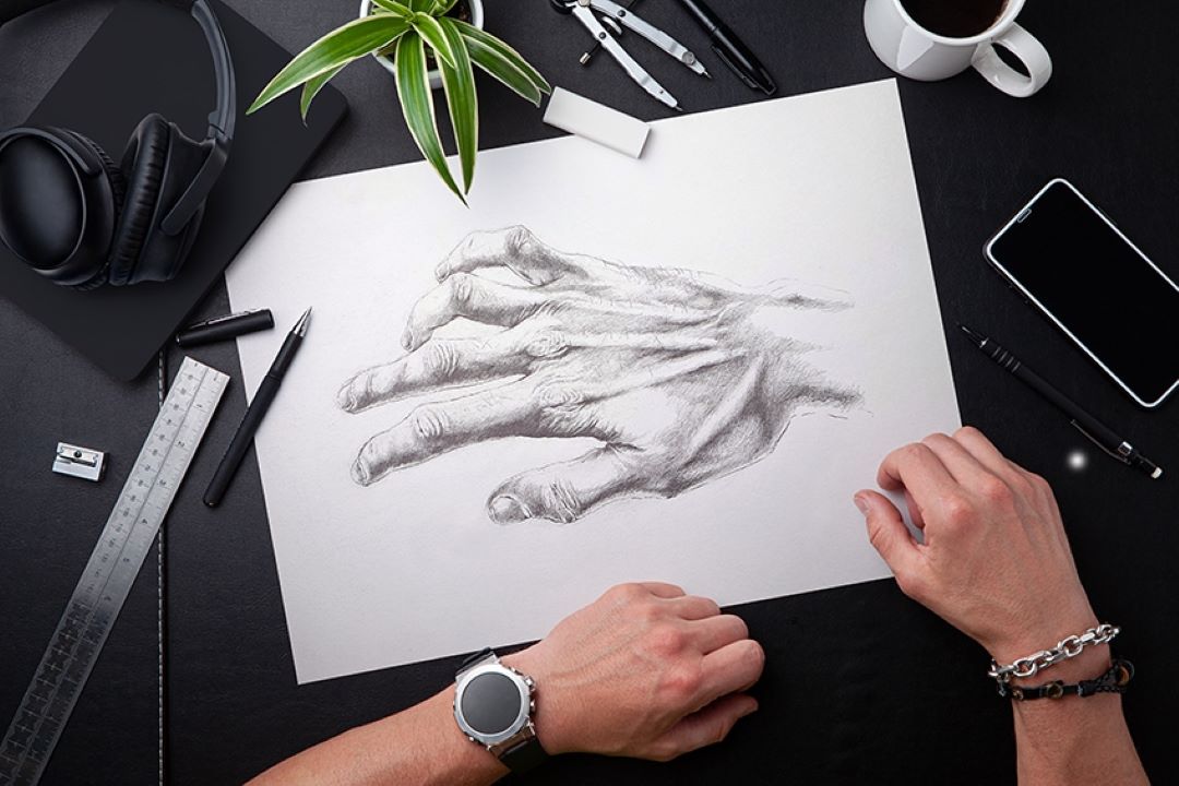 How to draw hands?